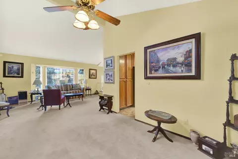 985 Chalice Ct, Fairfield, CA 94533 photo 12