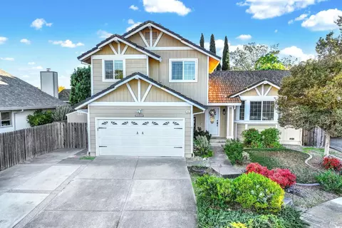 985 Chalice Ct, Fairfield, CA 94533