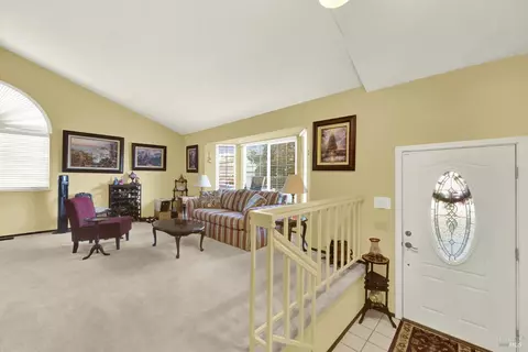 985 Chalice Ct, Fairfield, CA 94533 photo 7
