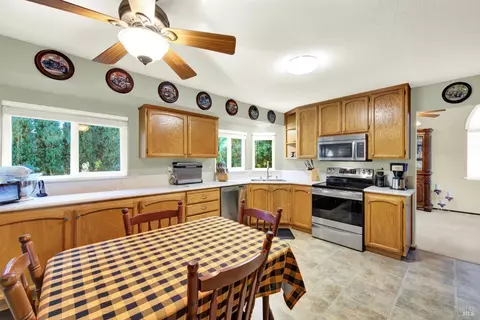 985 Chalice Ct, Fairfield, CA 94533 photo 18