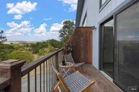 Exterior - 470 Banning Way, Vallejo, CA 94591 photo 3 of 13