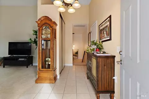 Entry Way - 470 Banning Way, Vallejo, CA 94591 photo 1 of 1