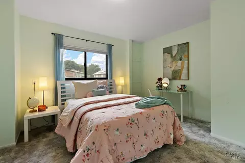 Bedroom - 470 Banning Way, Vallejo, CA 94591 photo 6 of 10