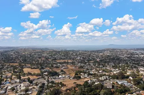 View/Area - 470 Banning Way, Vallejo, CA 94591 photo 6 of 11