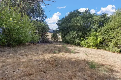 Exterior - 470 Banning Way, Vallejo, CA 94591 photo 11 of 13