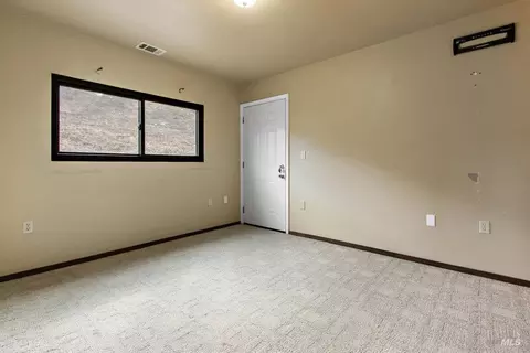 Bedroom - 470 Banning Way, Vallejo, CA 94591 photo 7 of 10