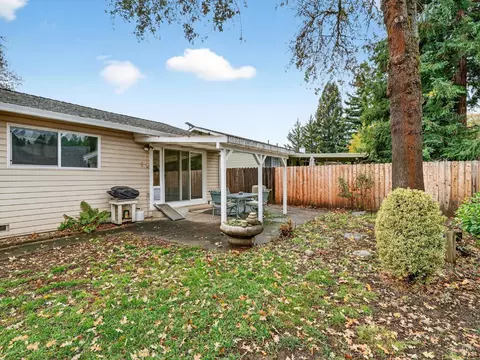 Exterior - 108 Sandy Ln, Willits, CA 95490 photo 2 of 6