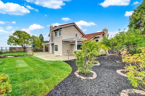 Exterior - 261 Ramsgate Way, Vallejo, CA 94591 photo 11 of 14
