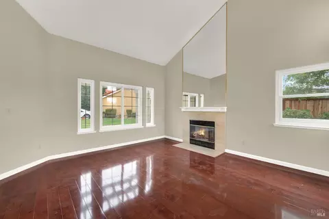 Living - 261 Ramsgate Way, Vallejo, CA 94591 photo 4 of 12