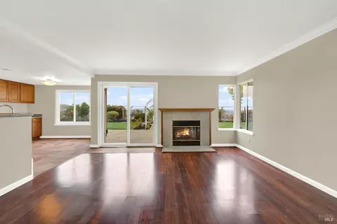 Living - 261 Ramsgate Way, Vallejo, CA 94591 photo 8 of 12