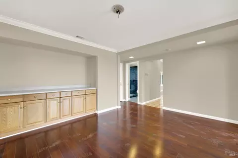Living - 261 Ramsgate Way, Vallejo, CA 94591 photo 10 of 12