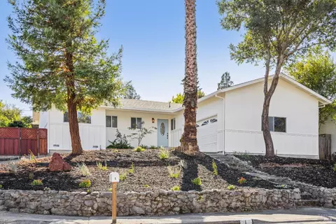 1 Kazen Way, Petaluma, CA 94952