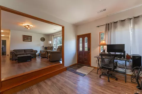 Entry Way - 216 Bonnie Ln, Willits, CA 95490 photo 1 of 1