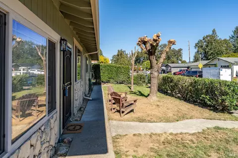 Exterior - 216 Bonnie Ln, Willits, CA 95490 photo 4 of 9