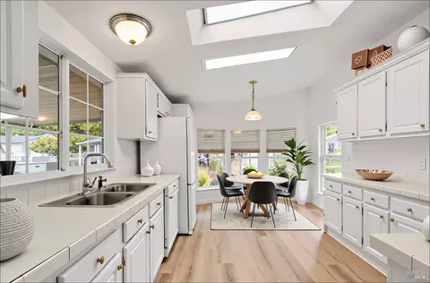 2412 Foothill Blvd #41, Calistoga, CA 94515
