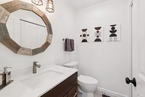 Bath - 1302 Marylyn Cir, Petaluma, CA 94954 photo 1 of 4
