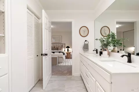 Bath - 377 Maple Ave, Cotati, CA 94931 photo 2 of 3