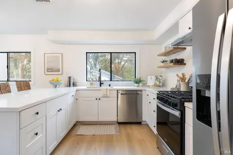 Kitchen - 377 Maple Ave, Cotati, CA 94931 photo 2 of 2
