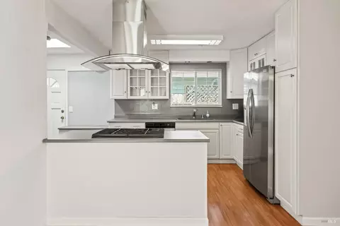 Kitchen - 74 Fairview Ct, Ukiah, CA 95482 photo 1 of 3