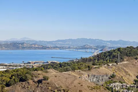 19 Mliss Ln, San Rafael, CA 94901