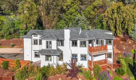 3330 Monterey Blvd, Oakland, CA 94602