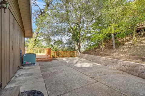 Exterior - 1015 Regio Ct, Lafayette, CA 94549 photo 12 of 14