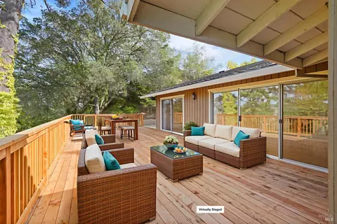 Exterior - 1015 Regio Ct, Lafayette, CA 94549 photo 3 of 14