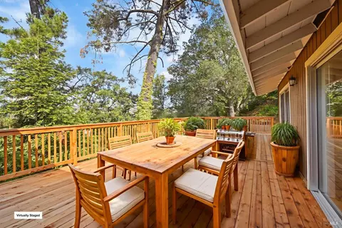 Exterior - 1015 Regio Ct, Lafayette, CA 94549 photo 4 of 14