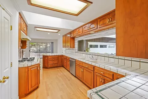 Kitchen - 1015 Regio Ct, Lafayette, CA 94549 photo 1 of 7
