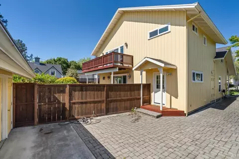 Exterior - 811 D St, Petaluma, CA 94952 photo 7 of 8