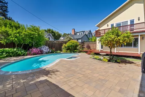 Exterior - 811 D St, Petaluma, CA 94952 photo 8 of 8