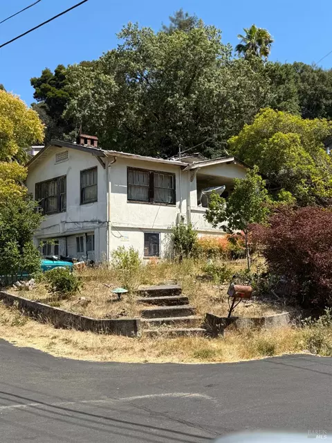 101 Ross Valley Dr, San Rafael, CA 94901