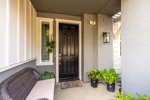 Entry Way - 111 Firefly Ln, Napa, CA 94558 photo 2 of 4
