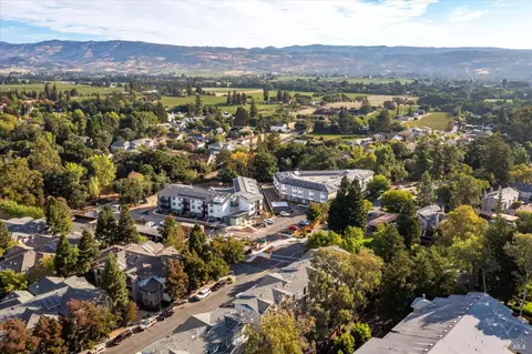View/Area - 111 Firefly Ln, Napa, CA 94558 photo 11 of 15