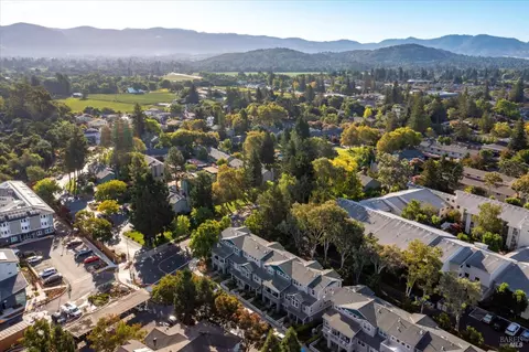 View/Area - 111 Firefly Ln, Napa, CA 94558 photo 10 of 15