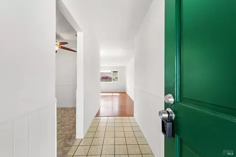 Entry Way - 190 Fairview Dr, Vacaville, CA 95687 photo 1 of 2