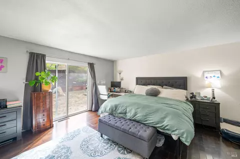 Bedroom - 506 Midway Ct, Martinez, CA 94553 photo 3 of 3