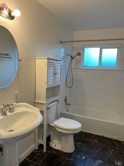 Bath - 1836 Florida St, Vallejo, CA 94590 photo 2 of 2