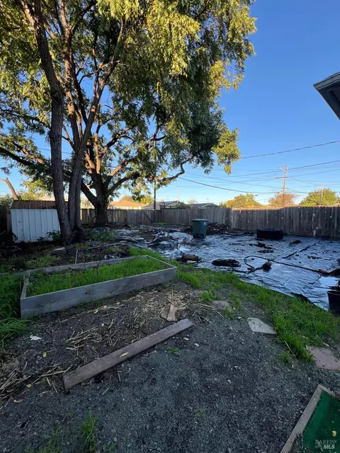 Exterior - 1836 Florida St, Vallejo, CA 94590 photo 2 of 3