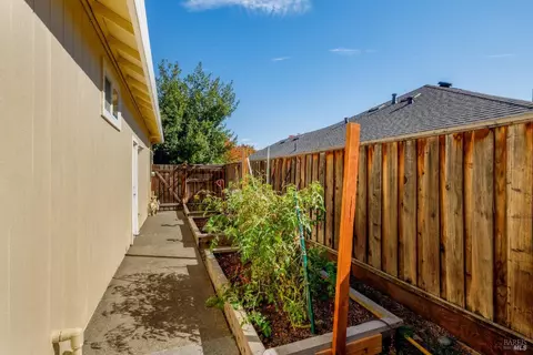 311 Laurel Ct, Cloverdale, CA 95425 photo 22