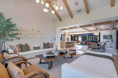 Living - 108 Vintners Ct, Napa, CA 94559 photo 4 of 4