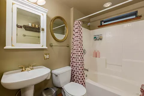 Bath - Undisclosed, Albion, CA 95410 photo 6 of 7