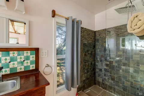 Bath - Undisclosed, Albion, CA 95410 photo 7 of 7
