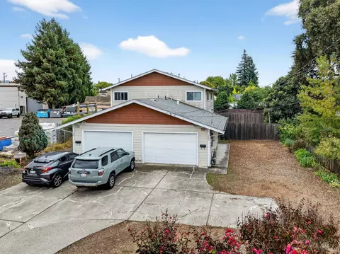 100-102 W 8th St, Santa Rosa, CA 95401