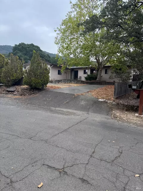 1228 Los Robles Dr, Sonoma, CA 95476