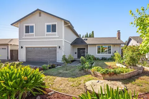 1158 San Rafael Dr, Petaluma, CA 94954