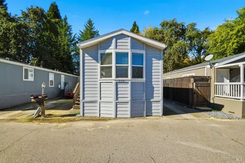 5501 Ranchito Way, Santa Rosa, CA 95403