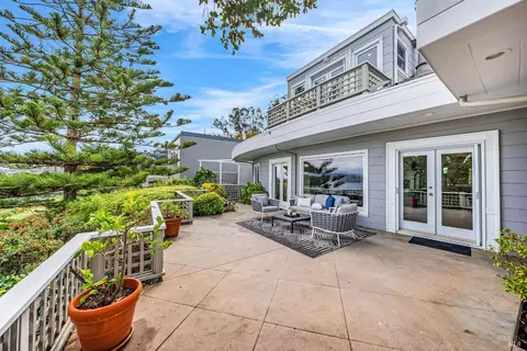 Exterior - 40 Currey Ave, Sausalito, CA 94965 photo 7 of 10