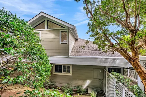 Exterior - 40 Currey Ave, Sausalito, CA 94965 photo 2 of 10