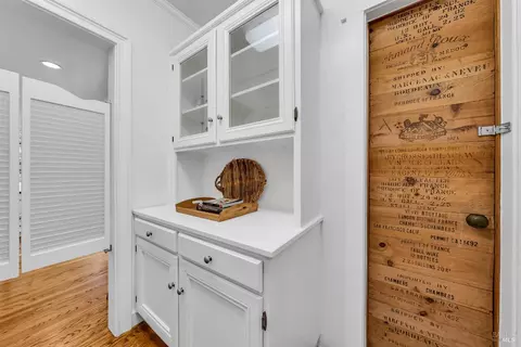 Entry Way - 40 Currey Ave, Sausalito, CA 94965 photo 1 of 1